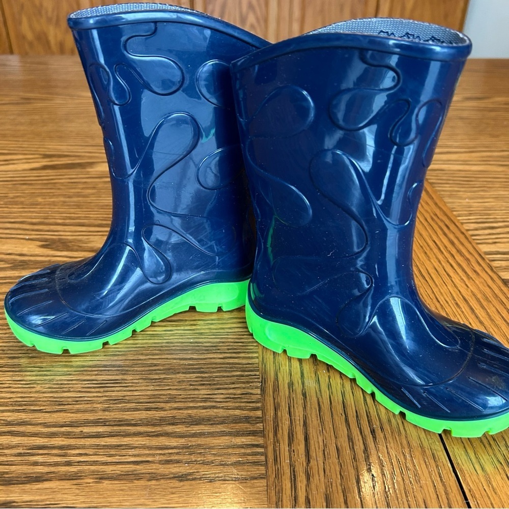 Skeeper Kids' Navy Rain Boots with Neon Green Soles Size EU 25 /US 8 - Picture 2 of 11
